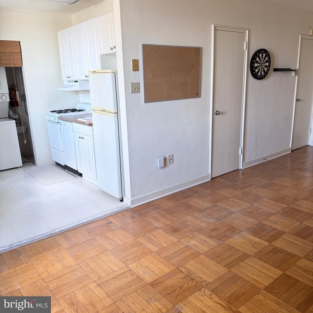 2601 Pennsylvania - Photo 6