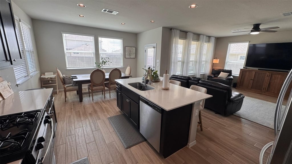 112 Tranchet Dr - Photo 6