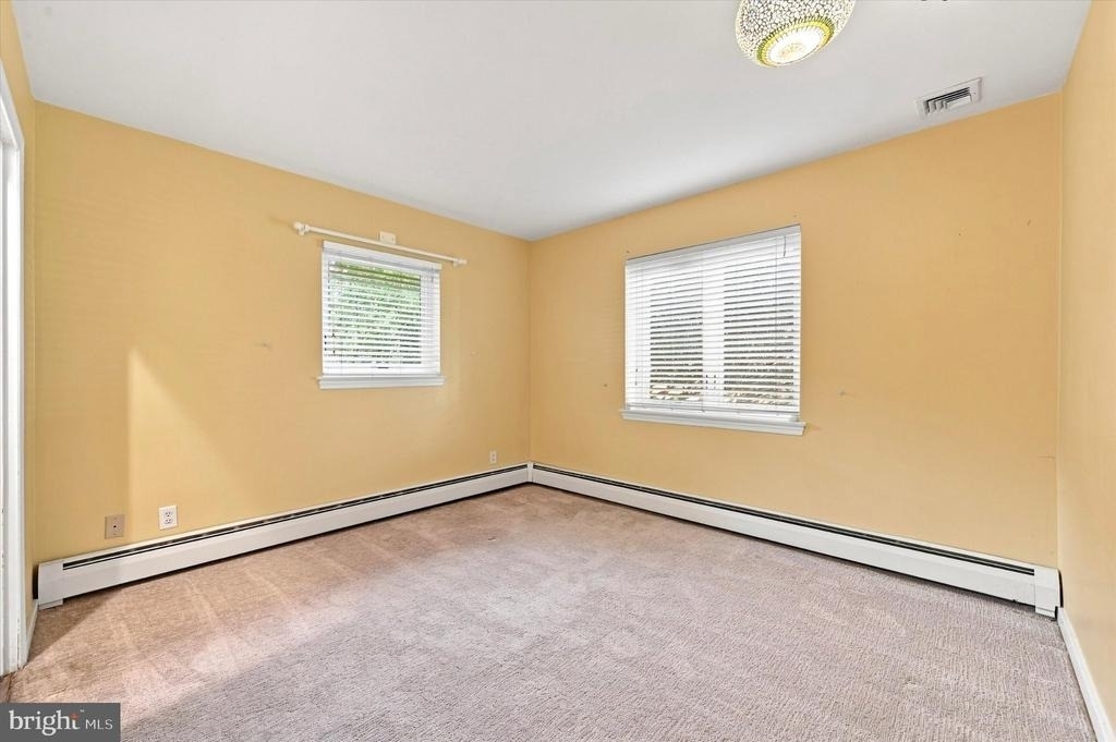 840 Delmont Drive - Photo 13