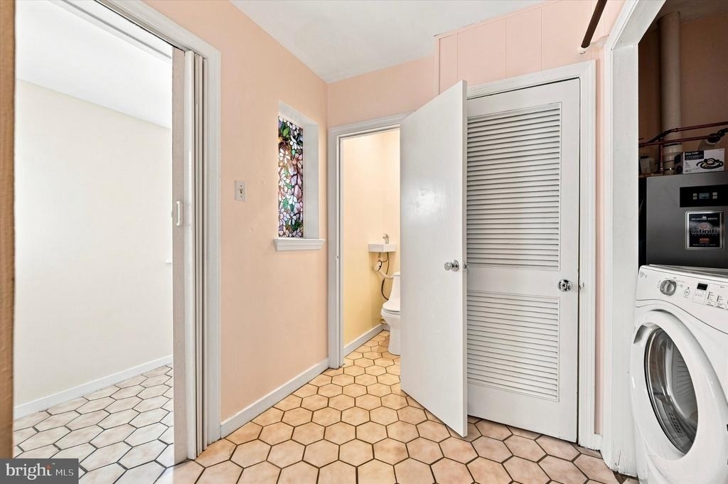 840 Delmont Drive - Photo 19