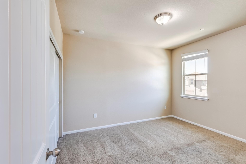2880 Donnell Dr - Photo 23
