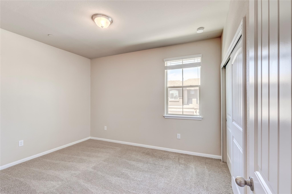 2880 Donnell Dr - Photo 25