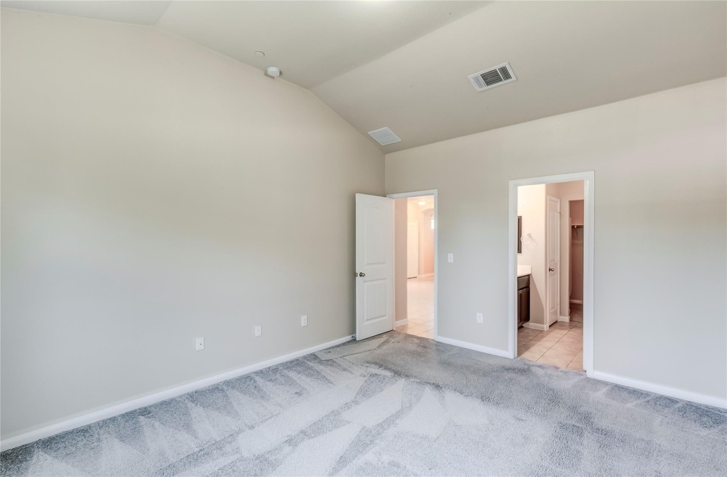 2880 Donnell Dr - Photo 16