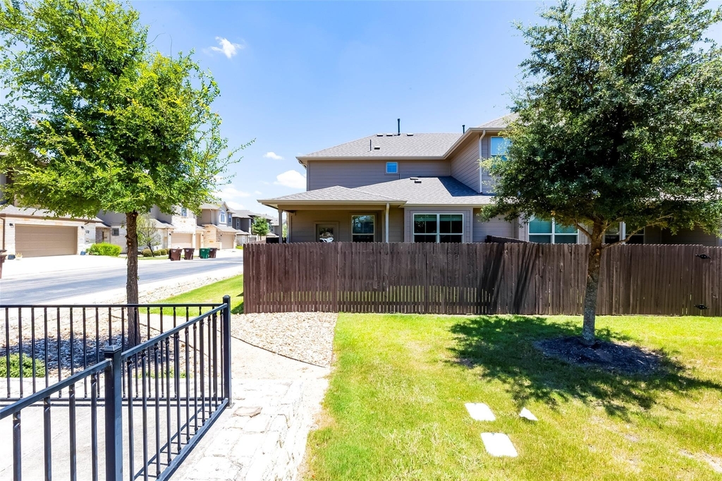 2880 Donnell Dr - Photo 29