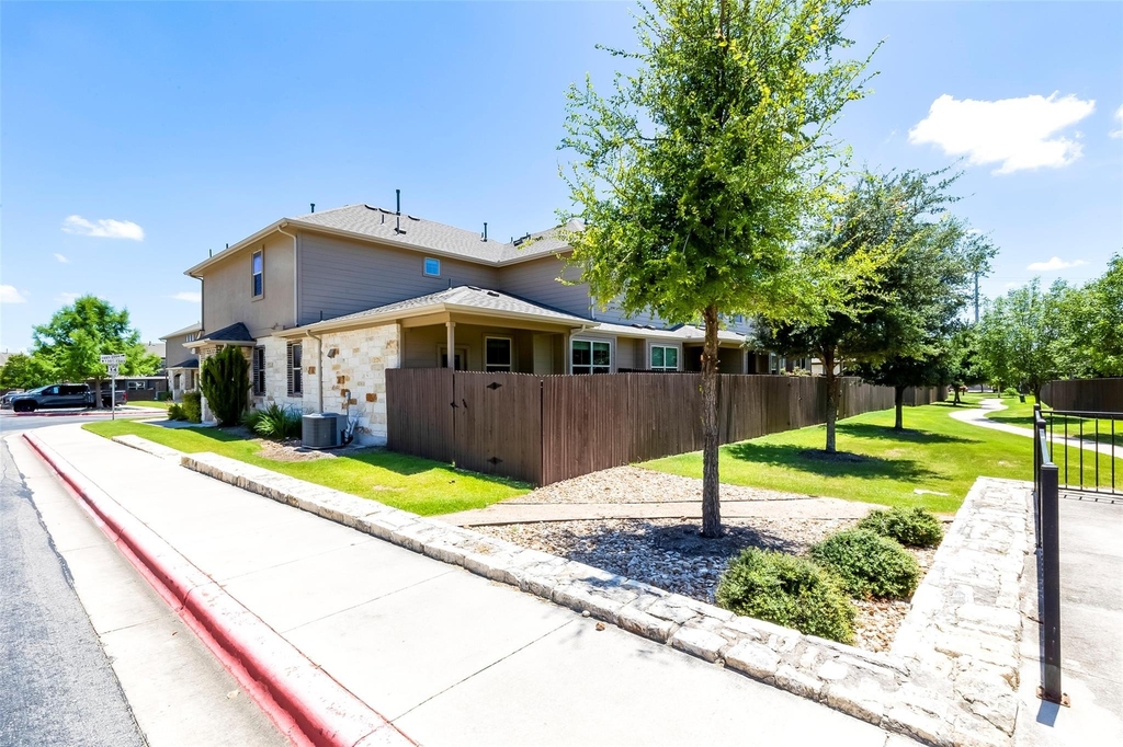 2880 Donnell Dr - Photo 28