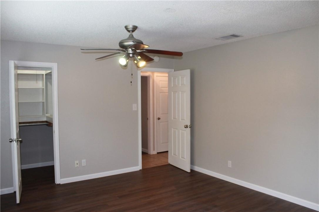 6806 Lunar Dr - Photo 11
