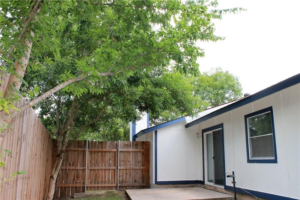 6806 Lunar Dr - Photo 17