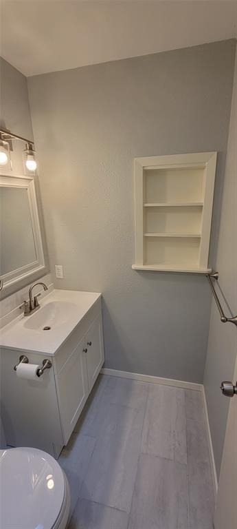 602 W 51st St - Photo 3