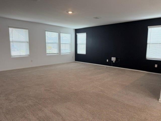 572 Avre Loop - Photo 1