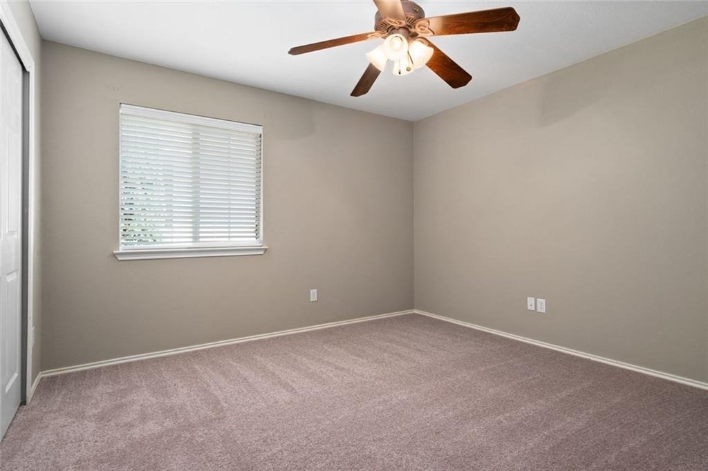 2633 Bolton St - Photo 12