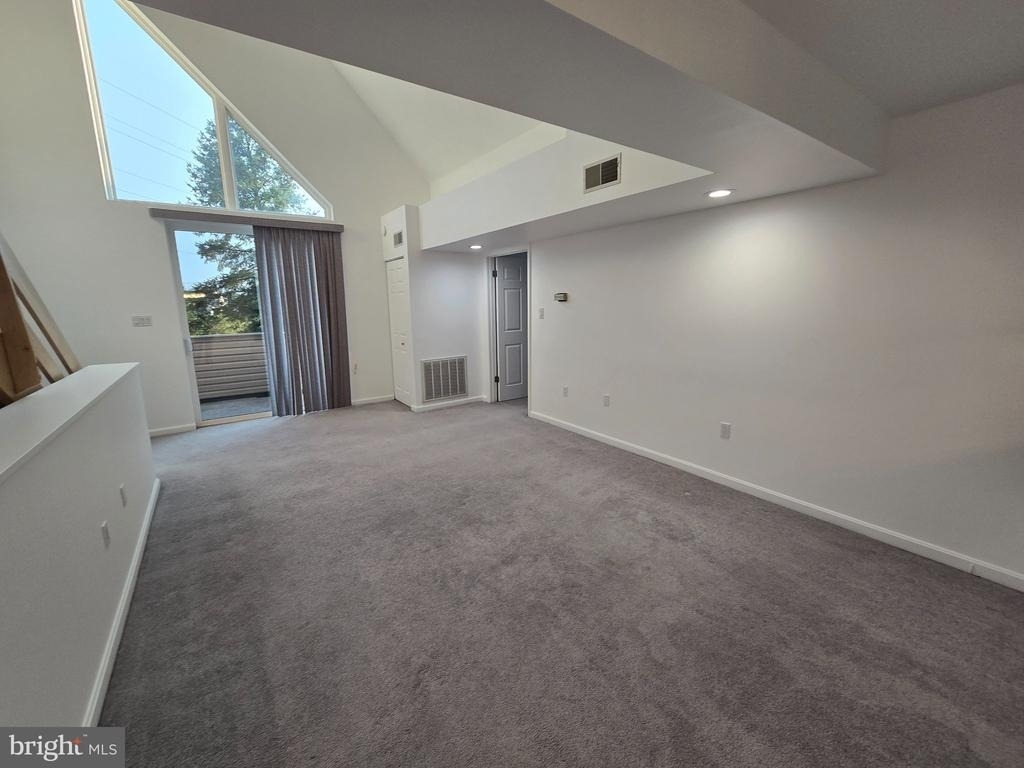 306 Cherrington Drive - Photo 9