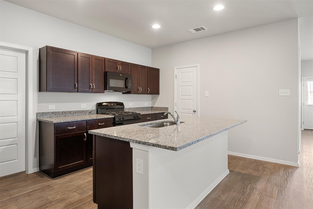 421 Hortus Dr - Photo 13