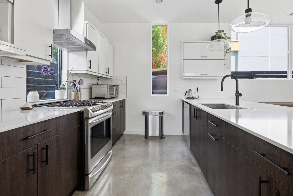 1606 Salina St - Photo 6