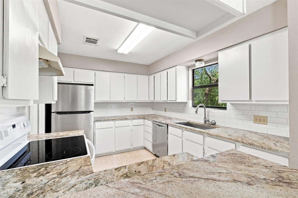 10010 Wildflower Ln - Photo 7