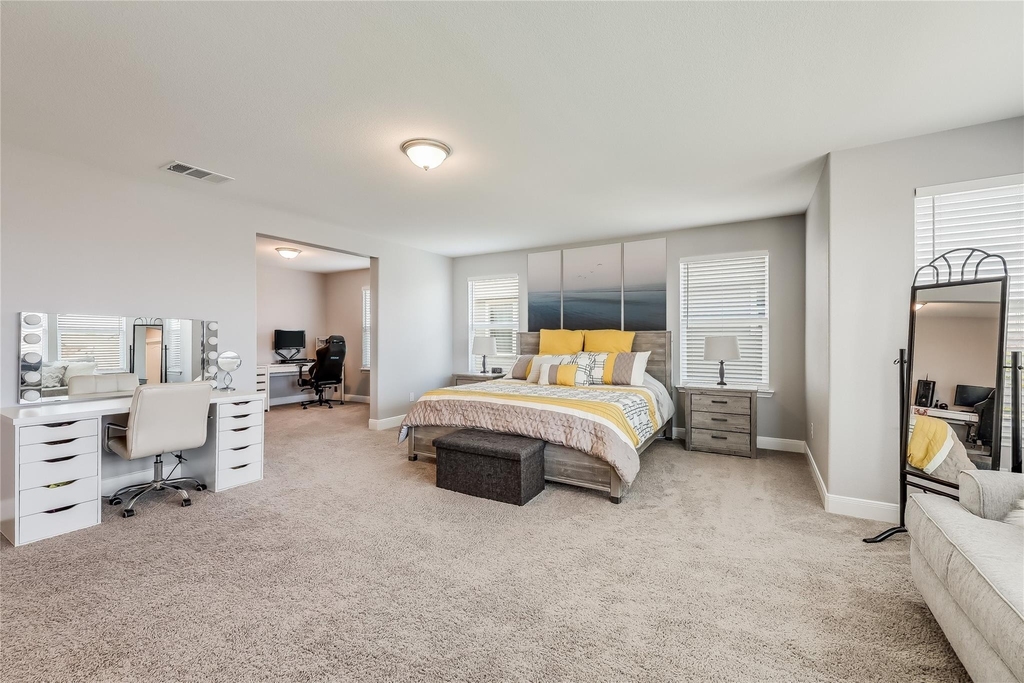 140 Auburn St - Photo 3