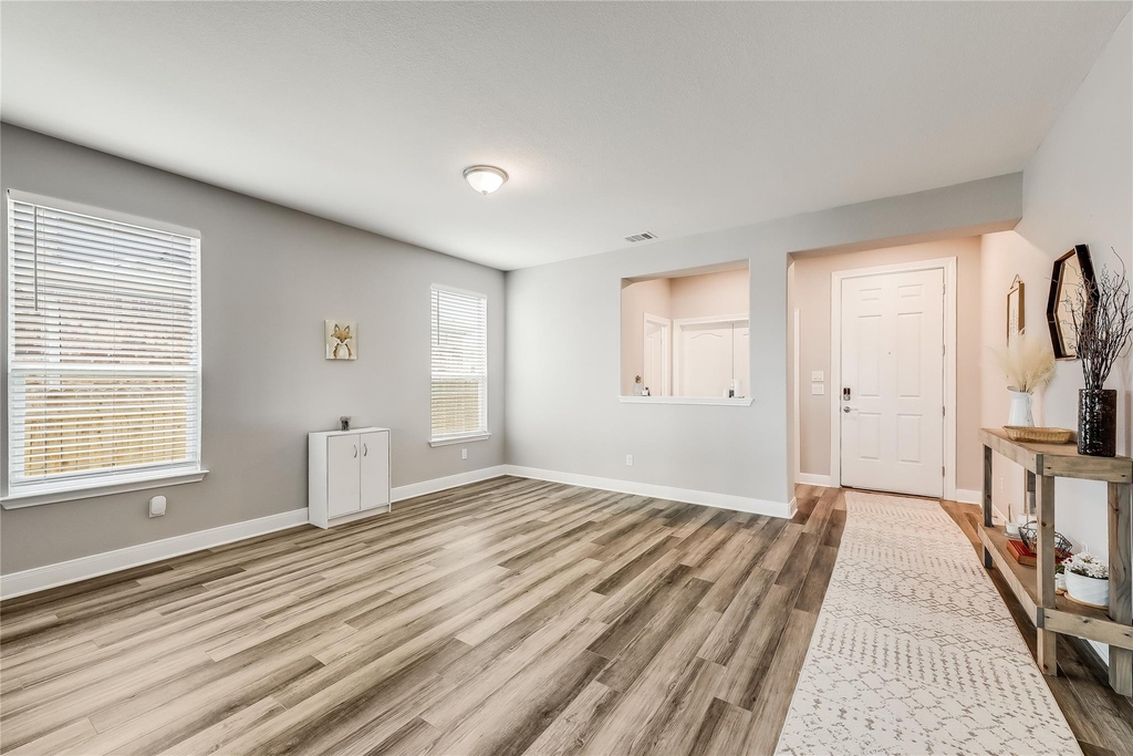 140 Auburn St - Photo 14