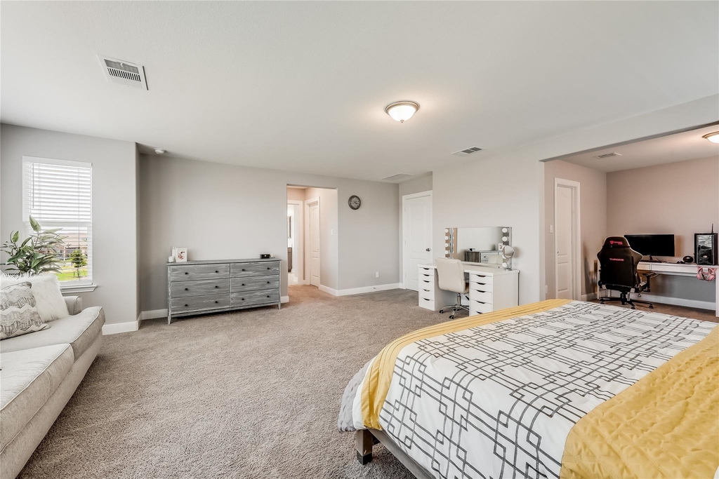 140 Auburn St - Photo 16