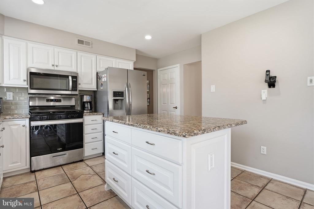9 Hibiscus Place - Photo 13