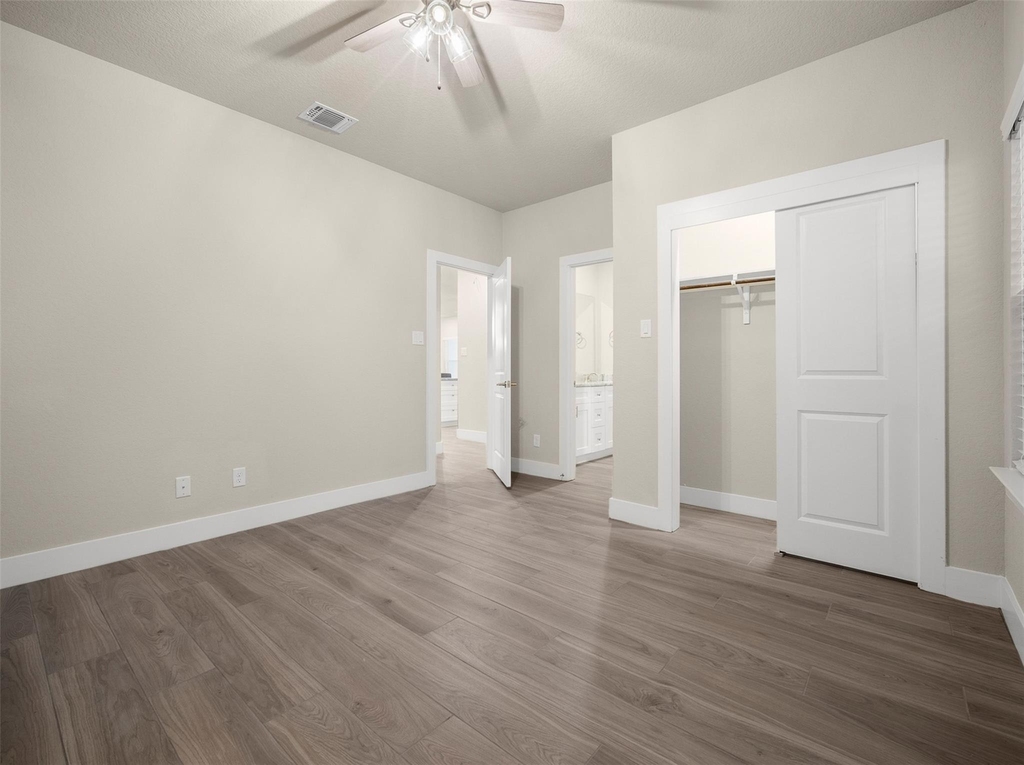 5338 Howard St St - Photo 13