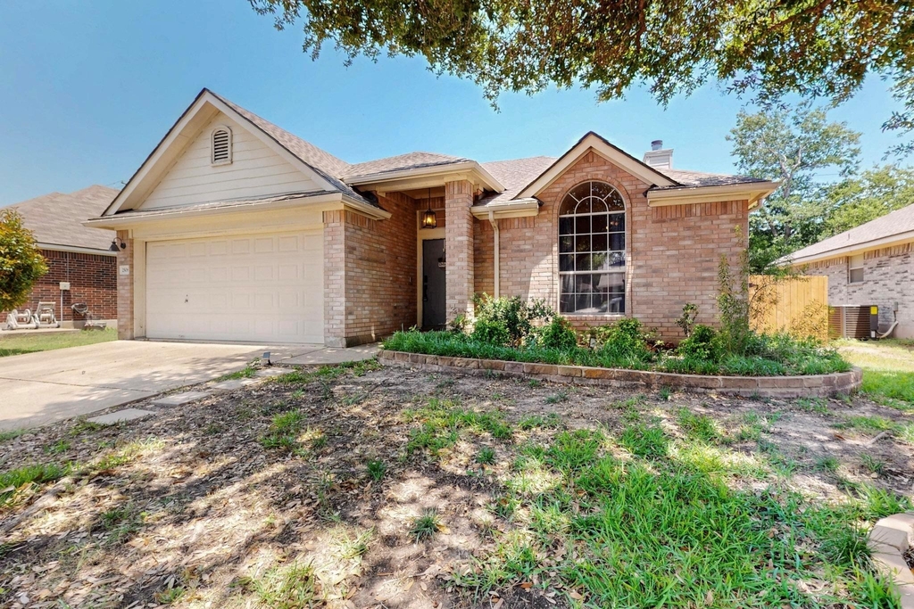 2508 Willow Way - Photo 1