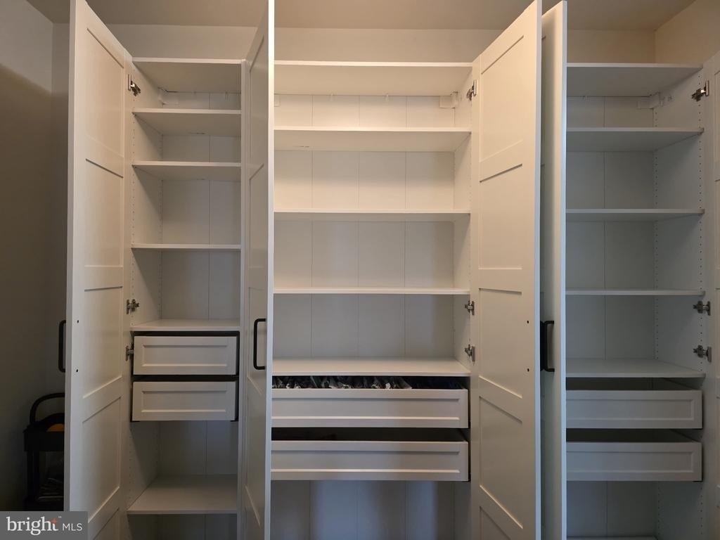 1128 Halifax Place - Photo 6