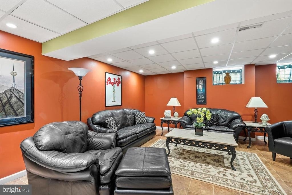 178 Burnet Crescent - Photo 35