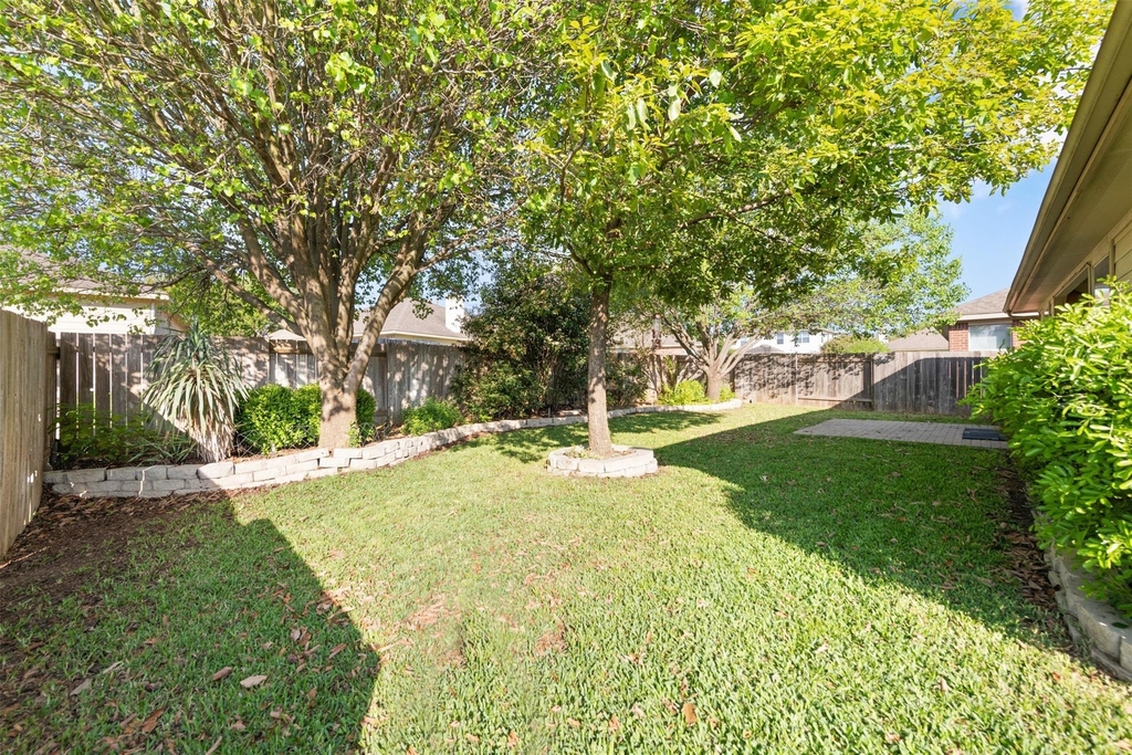 4423 Meadowside Ln - Photo 19