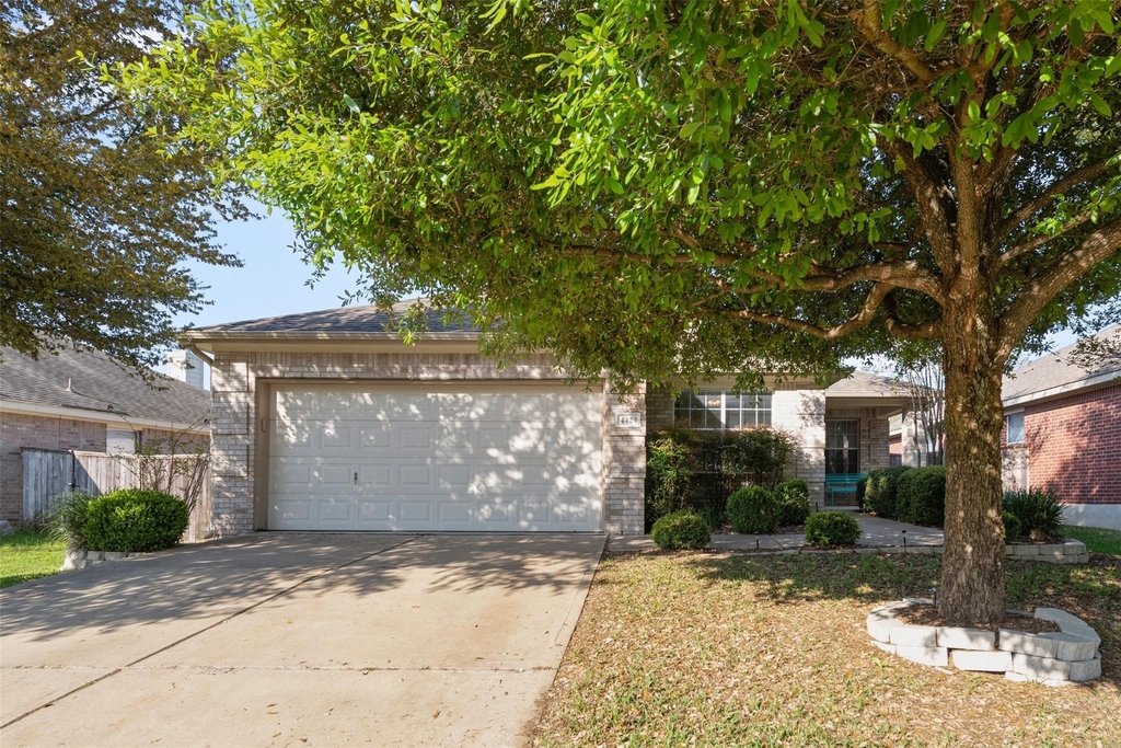 4423 Meadowside Ln - Photo 1