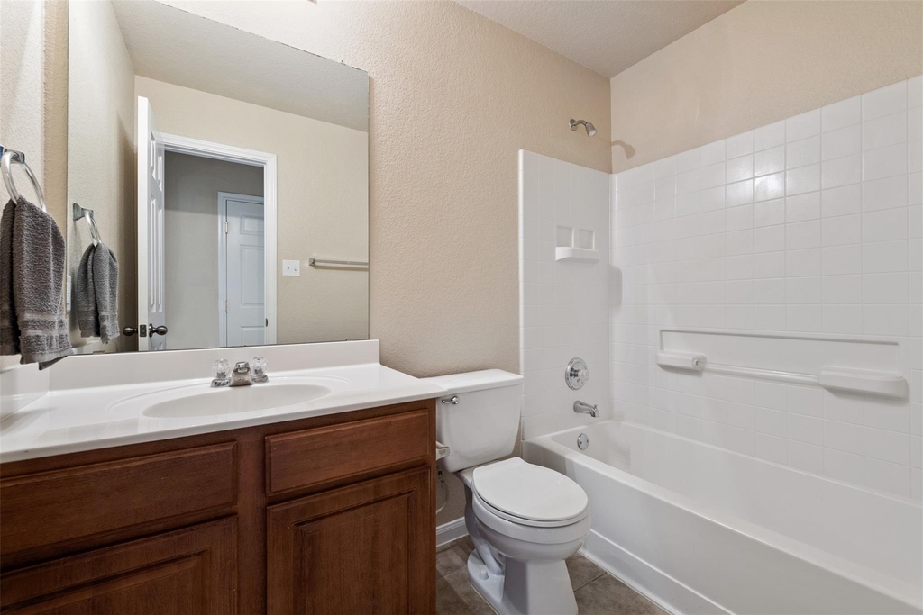 4423 Meadowside Ln - Photo 15