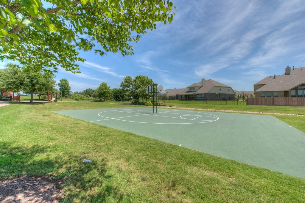4423 Meadowside Ln - Photo 28