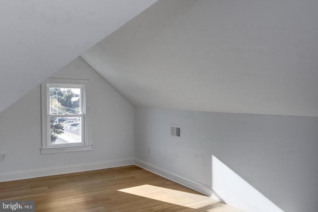 13 Wilkins Avenue - Photo 18