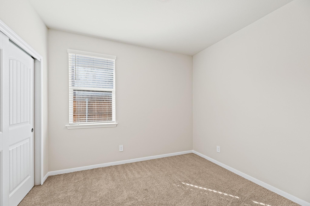 142 Solitude Dr - Photo 30