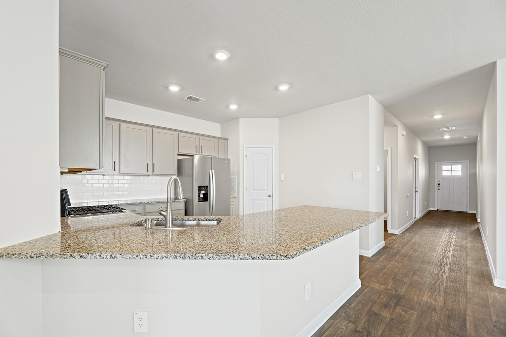 142 Solitude Dr - Photo 11