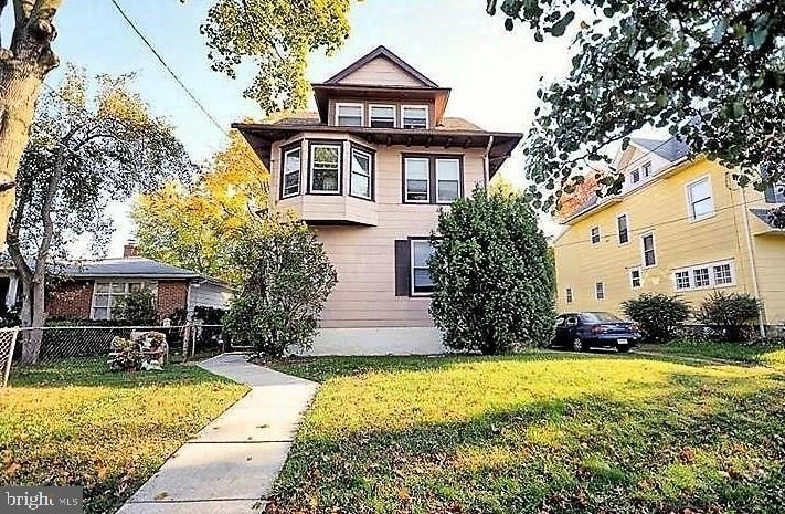 221 Wyoming Avenue - Photo 0