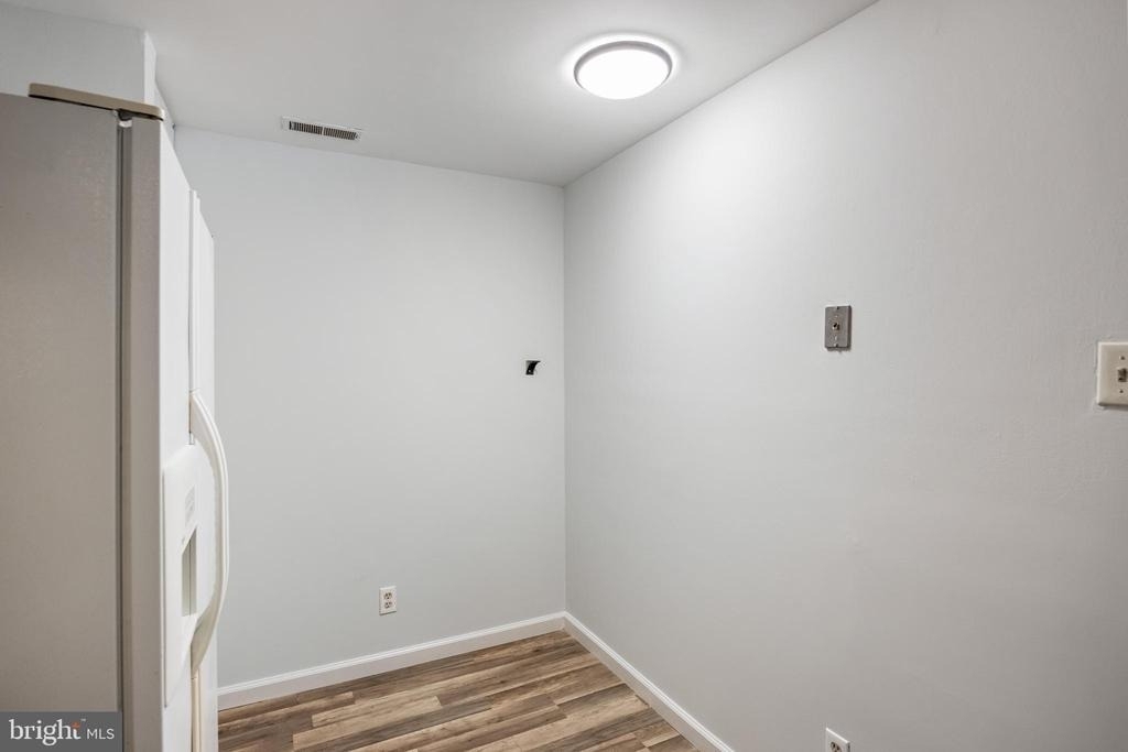 2504 Greenwood Drive - Photo 9