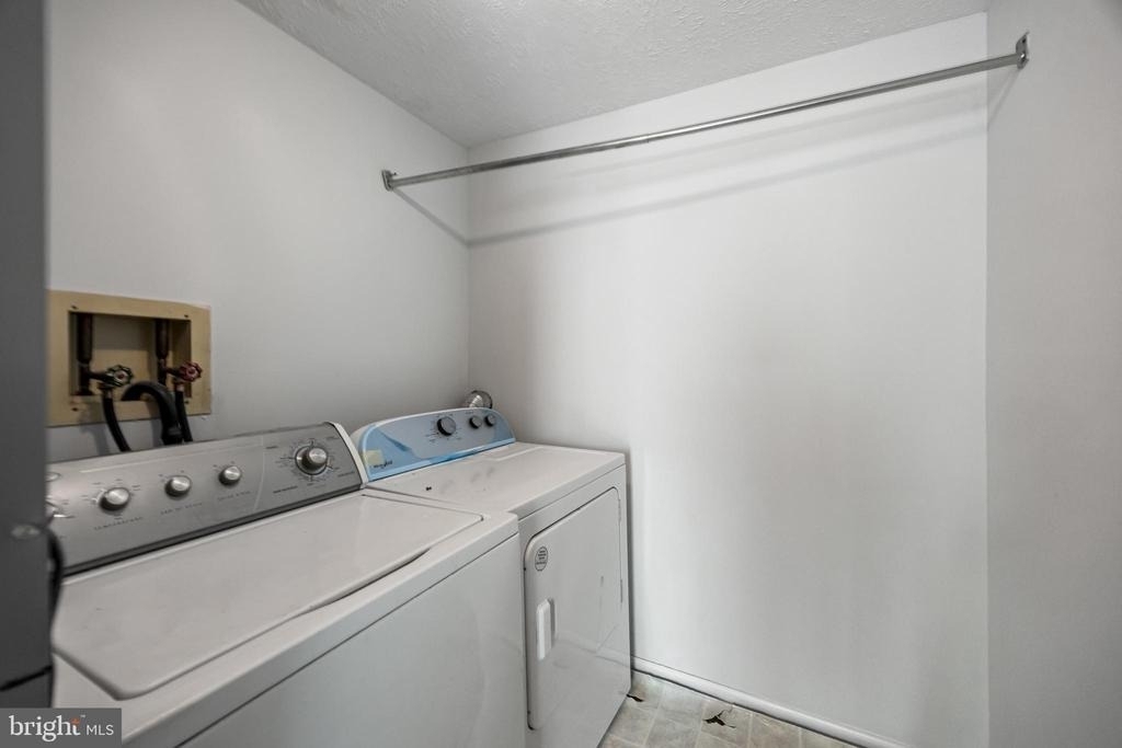 2504 Greenwood Drive - Photo 17