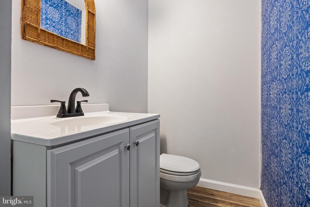 2504 Greenwood Drive - Photo 11