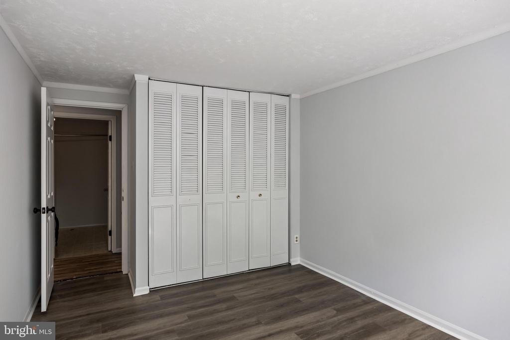 2504 Greenwood Drive - Photo 13