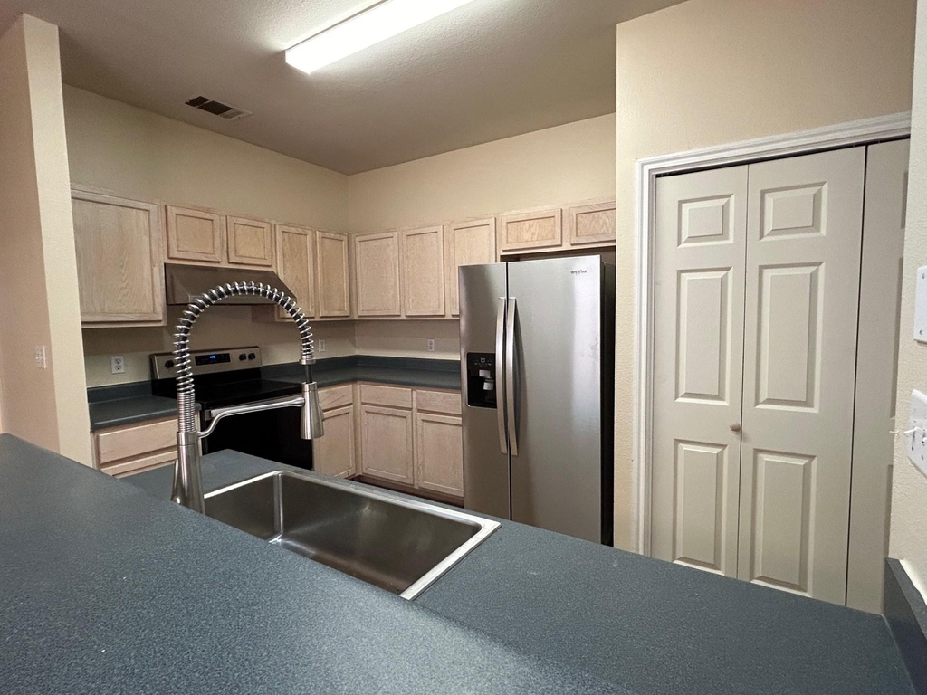 8710 Weiser Dr - Photo 19