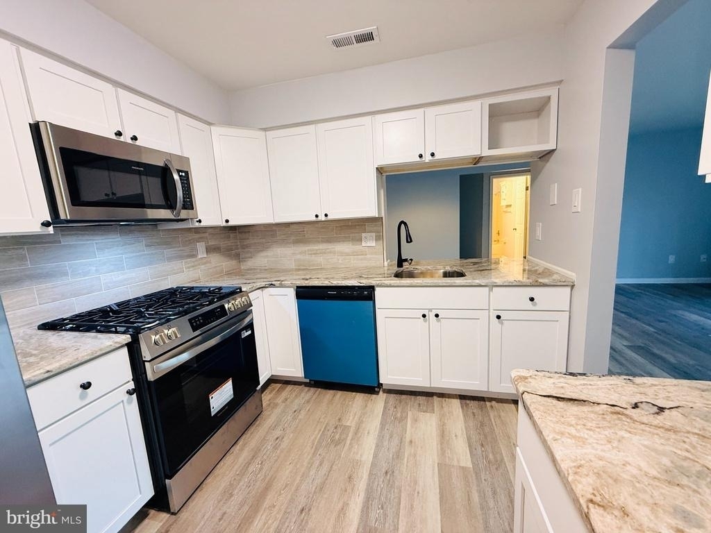 4405 Waterperry Court - Photo 8