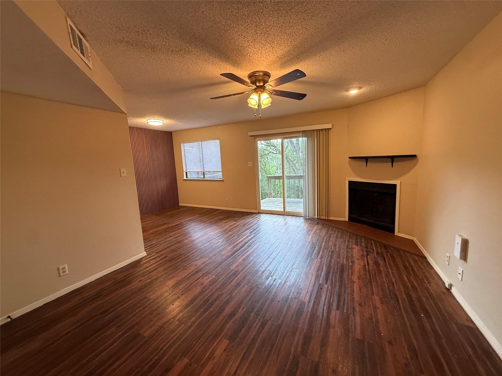 812 Ramble Ln - Photo 1