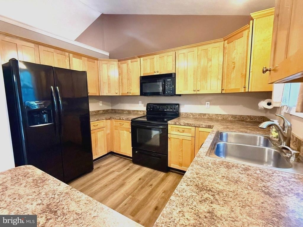 45880 Buck Hewitt Road - Photo 3