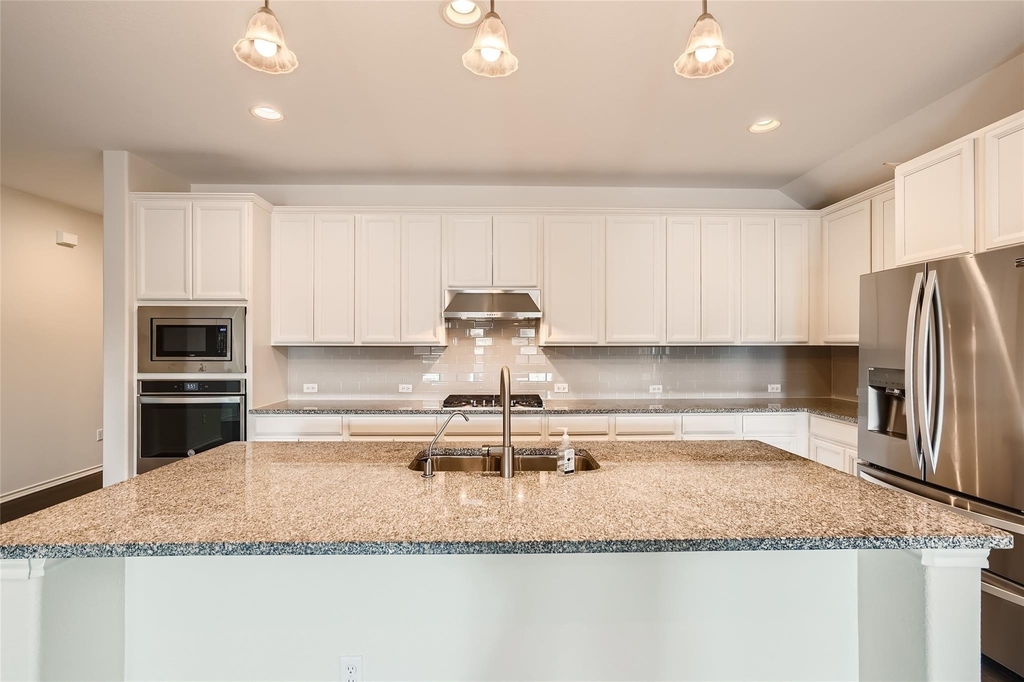 964 Naranjo Dr - Photo 9