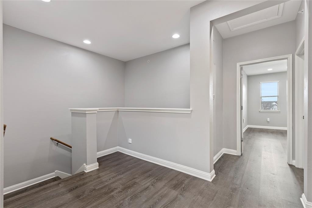 13800 Lyndhurst St - Photo 12