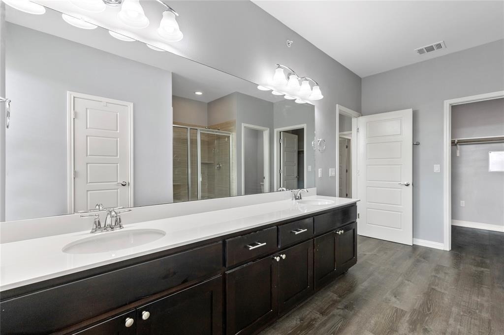 13800 Lyndhurst St - Photo 15
