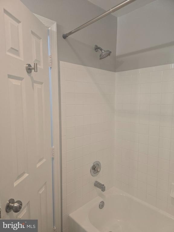 9605 Lake Pointe Court - Photo 10