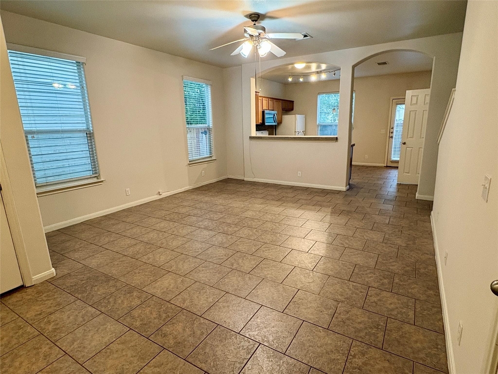 2409 Allred Dr - Photo 7