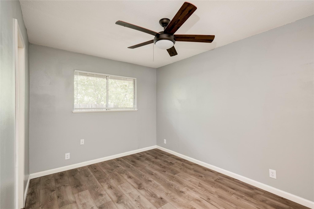 838 N Meadows Dr - Photo 17