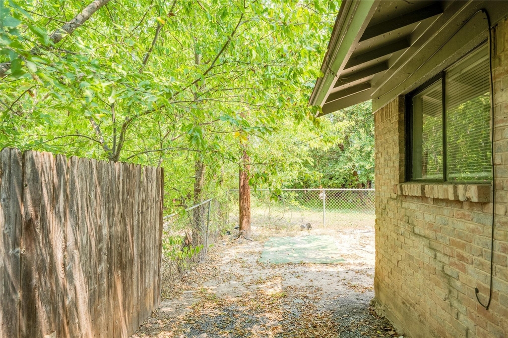 838 N Meadows Dr - Photo 23