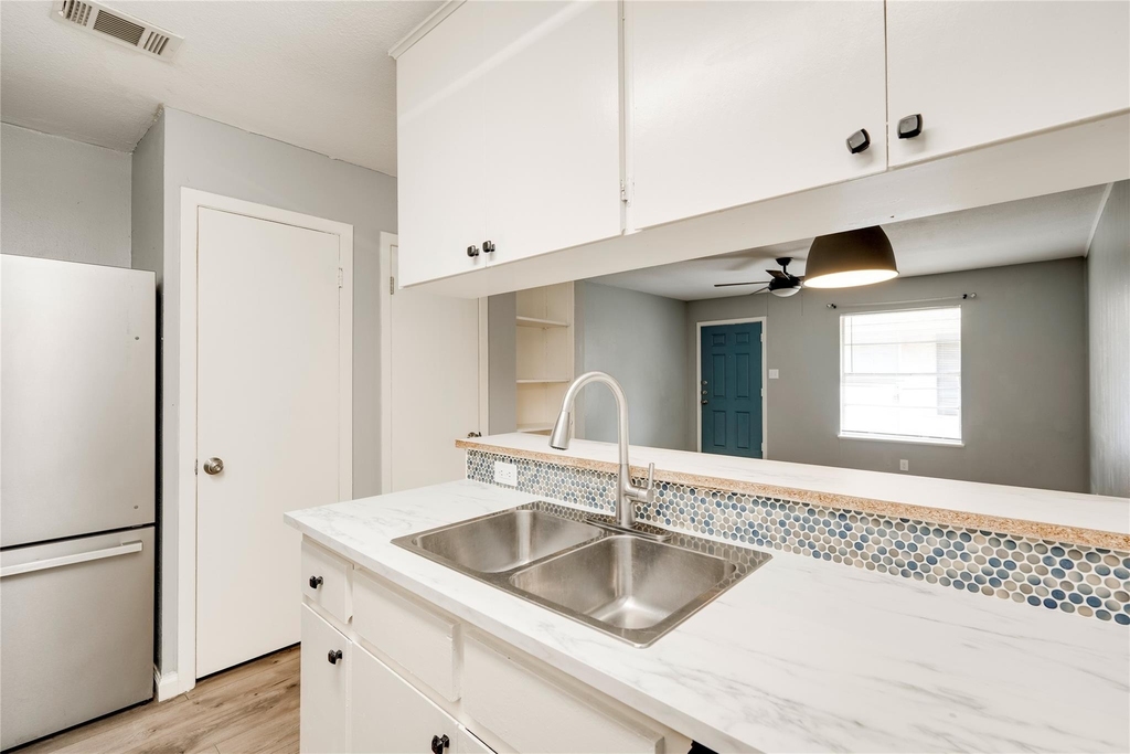 838 N Meadows Dr - Photo 13